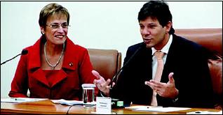 Nomeada Reitora da Unipampa Maria Beatriz Luce